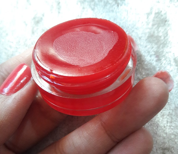 Chemical Free Lip Balms for Winters in India